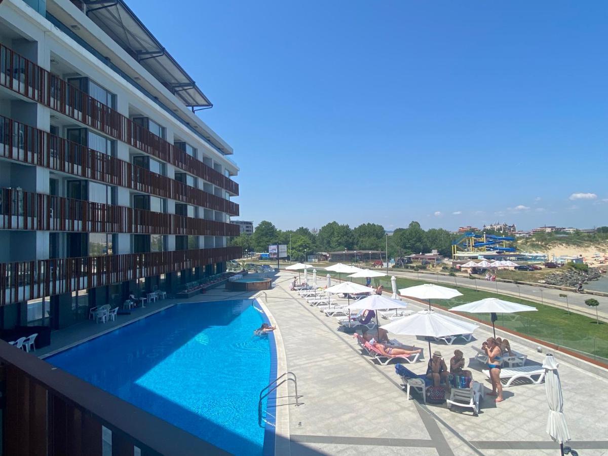 Paradiso 'В' 207 Two Bedroom Apartment 네세부르 외부 사진