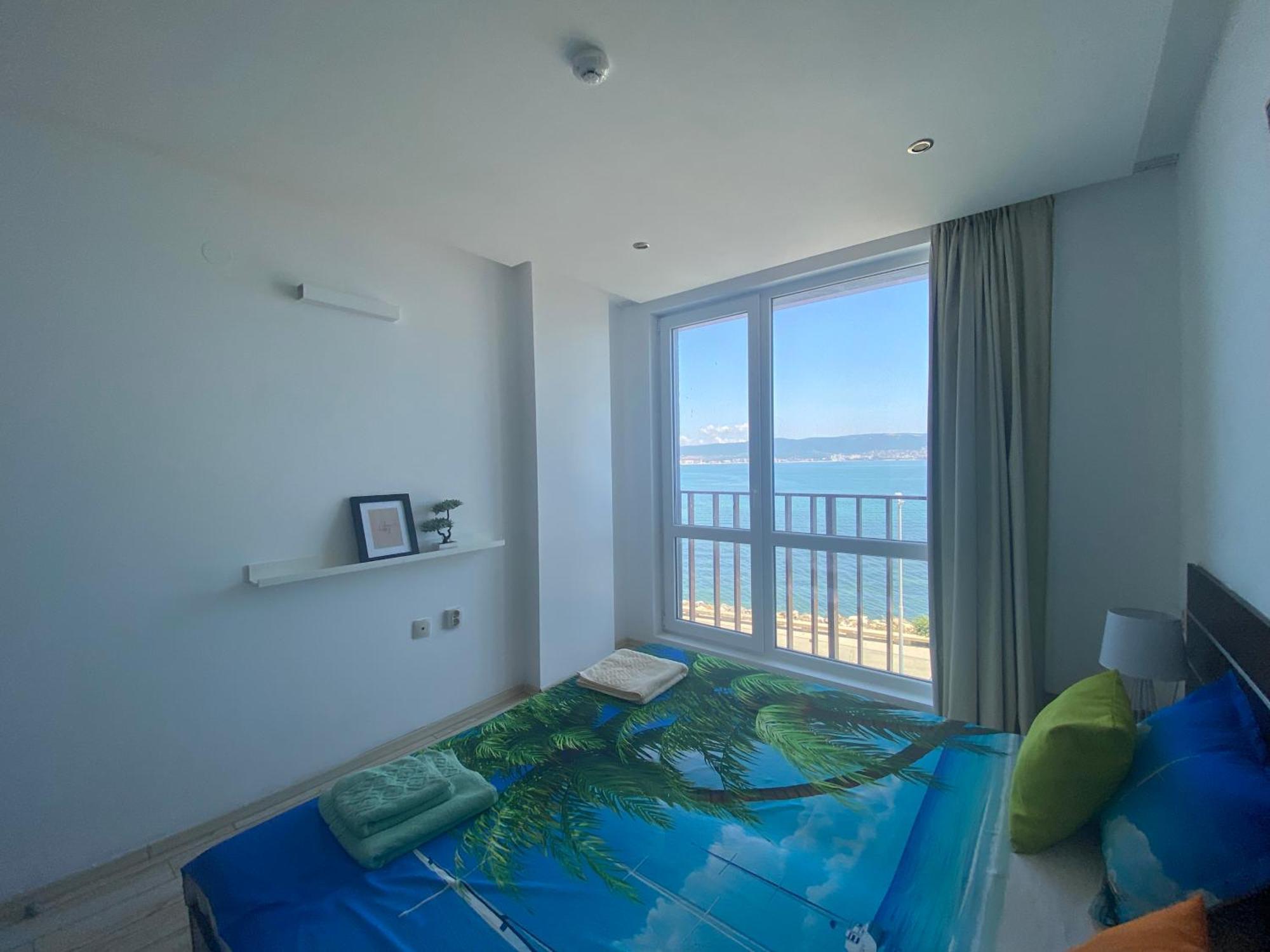 Paradiso 'В' 207 Two Bedroom Apartment 네세부르 외부 사진