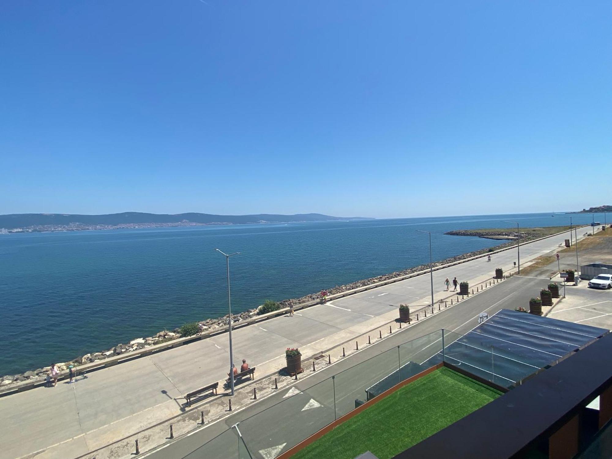 Paradiso 'В' 207 Two Bedroom Apartment 네세부르 외부 사진